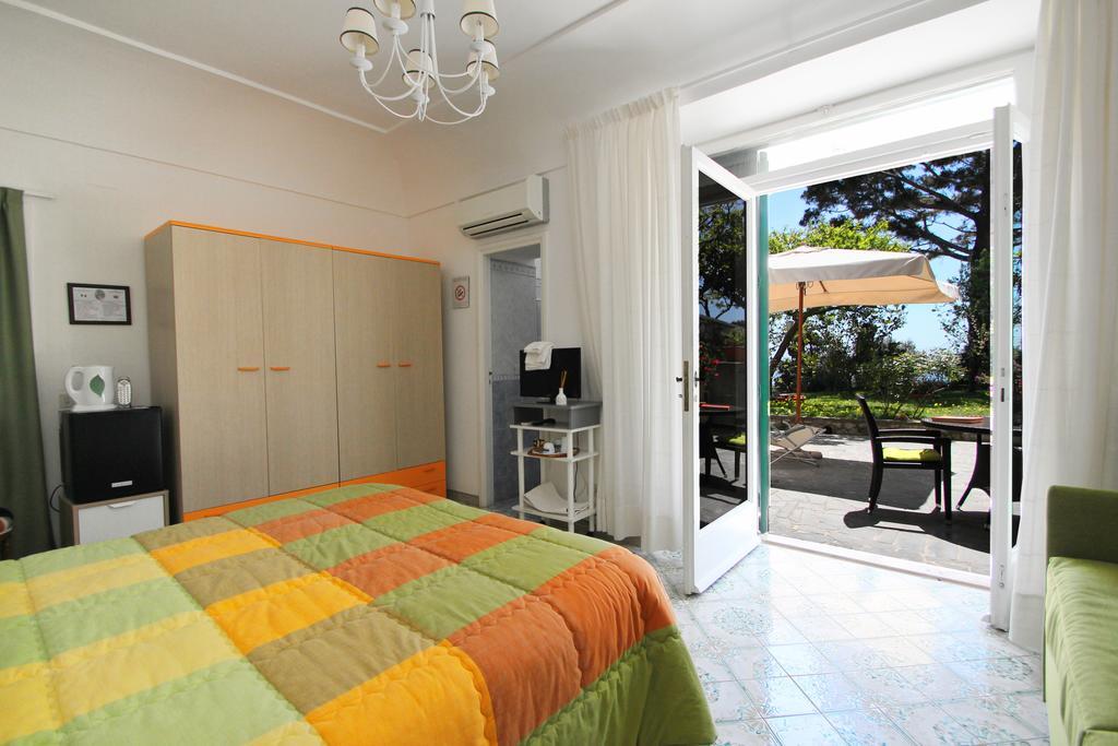 Casa Augusto B&B Capri Cameră foto