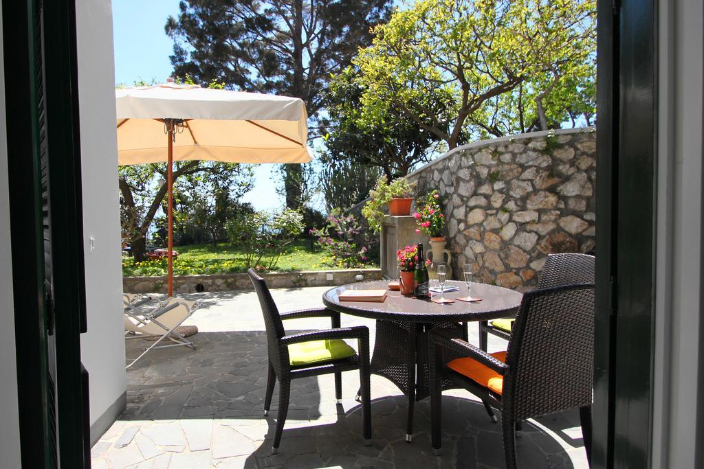 Casa Augusto B&B Capri Cameră foto