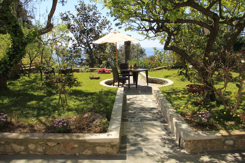 Casa Augusto B&B Capri Cameră foto