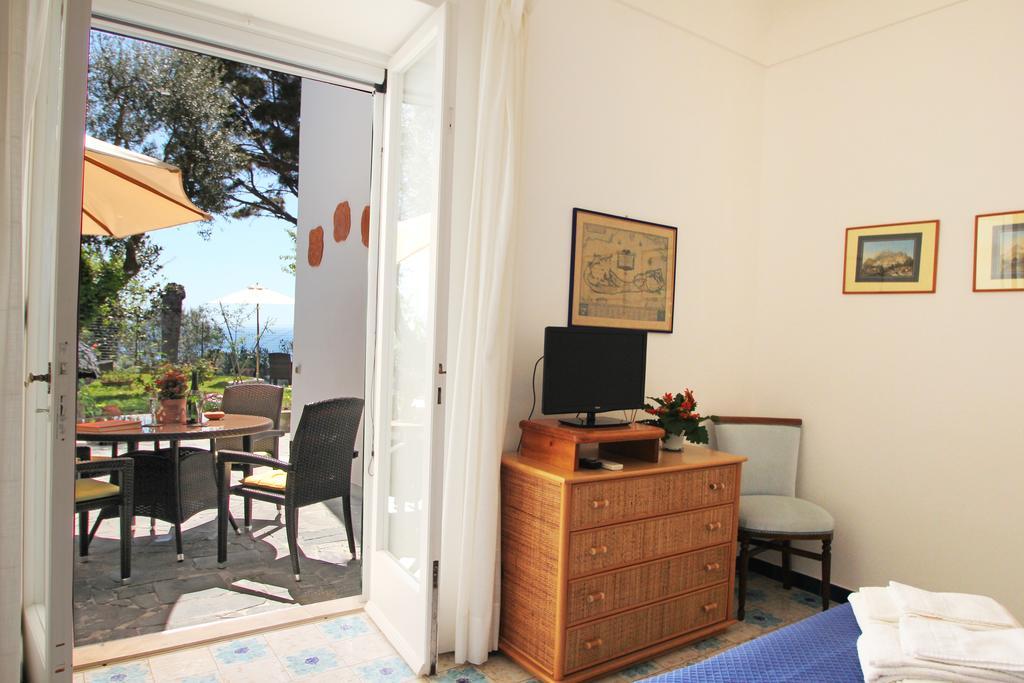 Casa Augusto B&B Capri Cameră foto